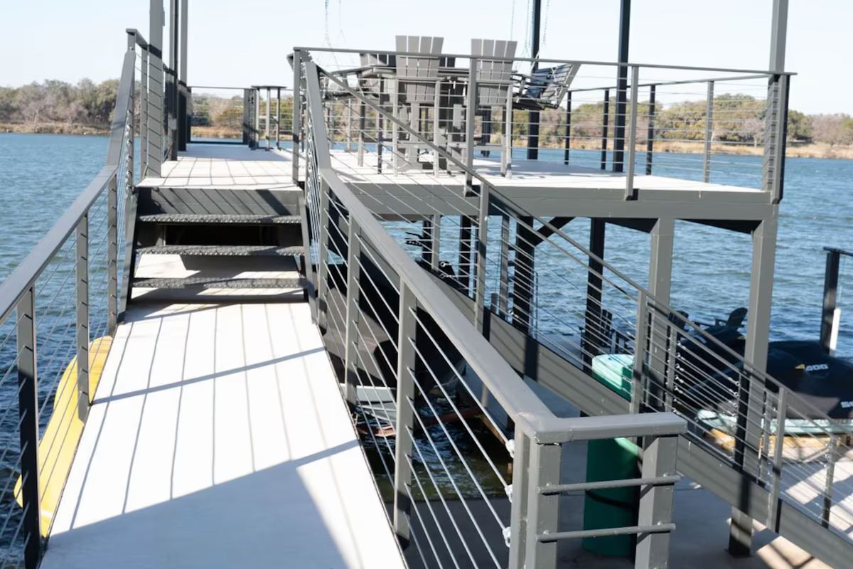 The Lyndon on Lake LBJ