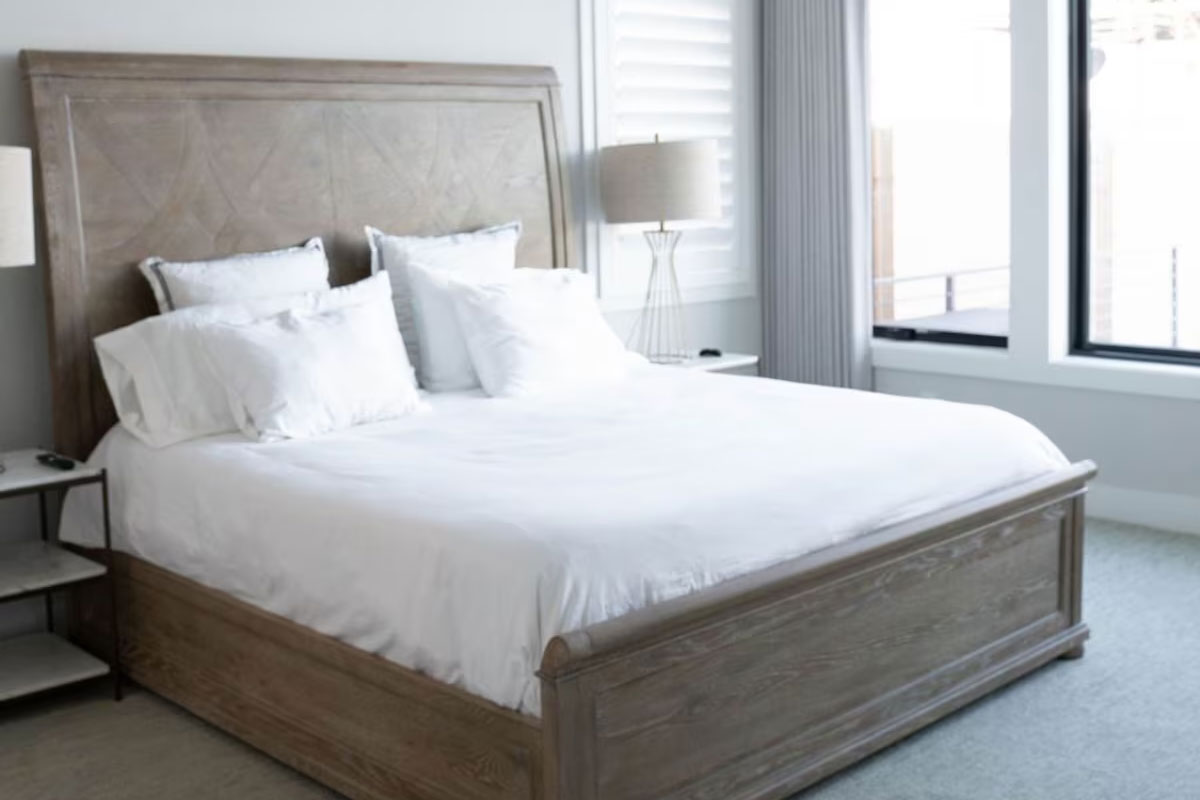 The Lyndon on Lake LBJ