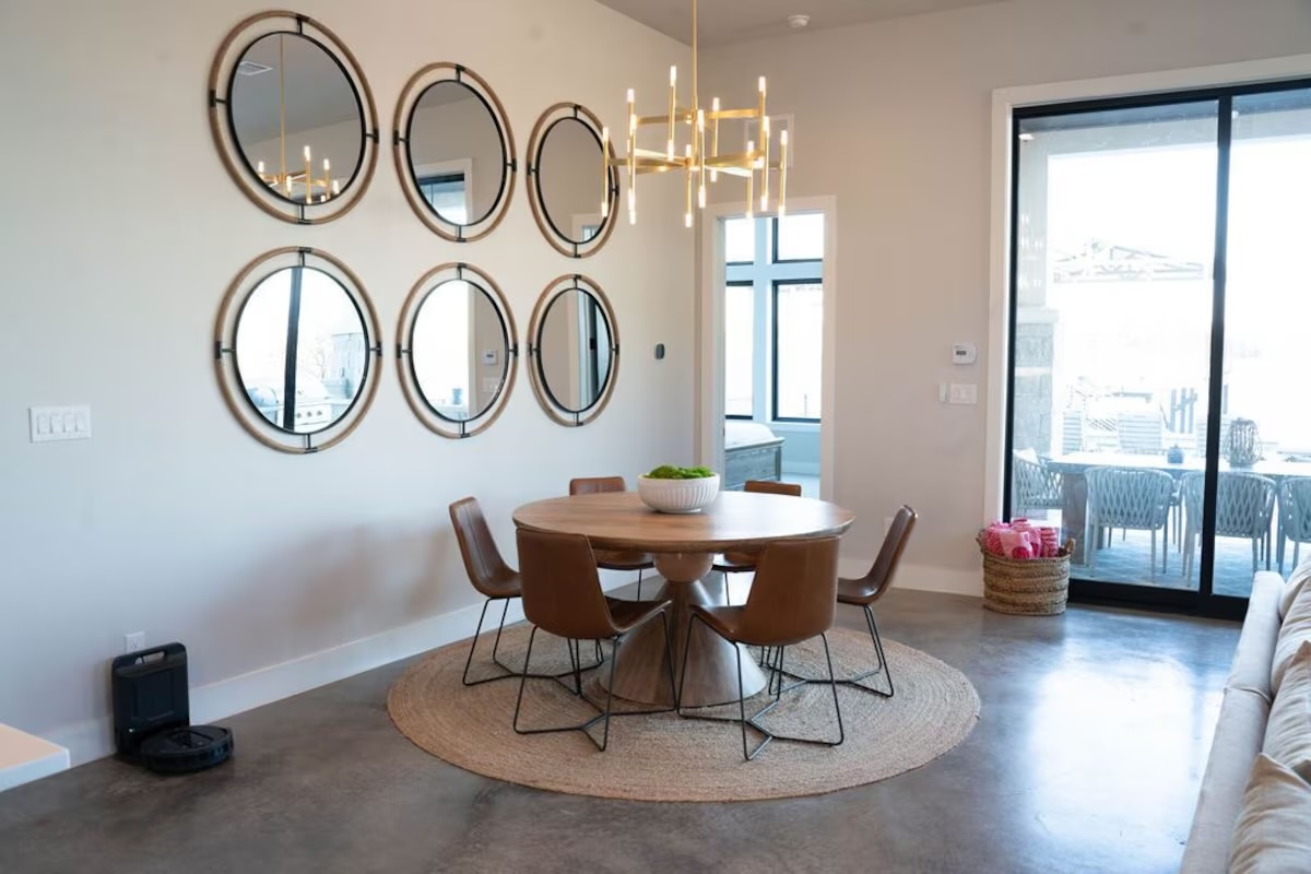 The Lyndon on Lake LBJ