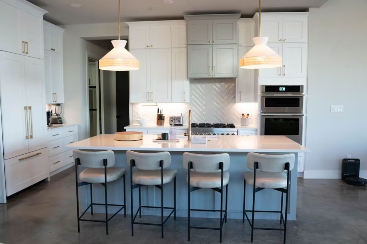 The Lyndon on Lake LBJ