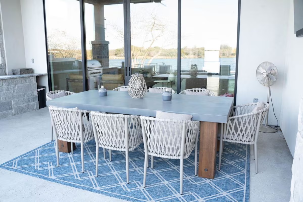 The Lyndon on Lake LBJ