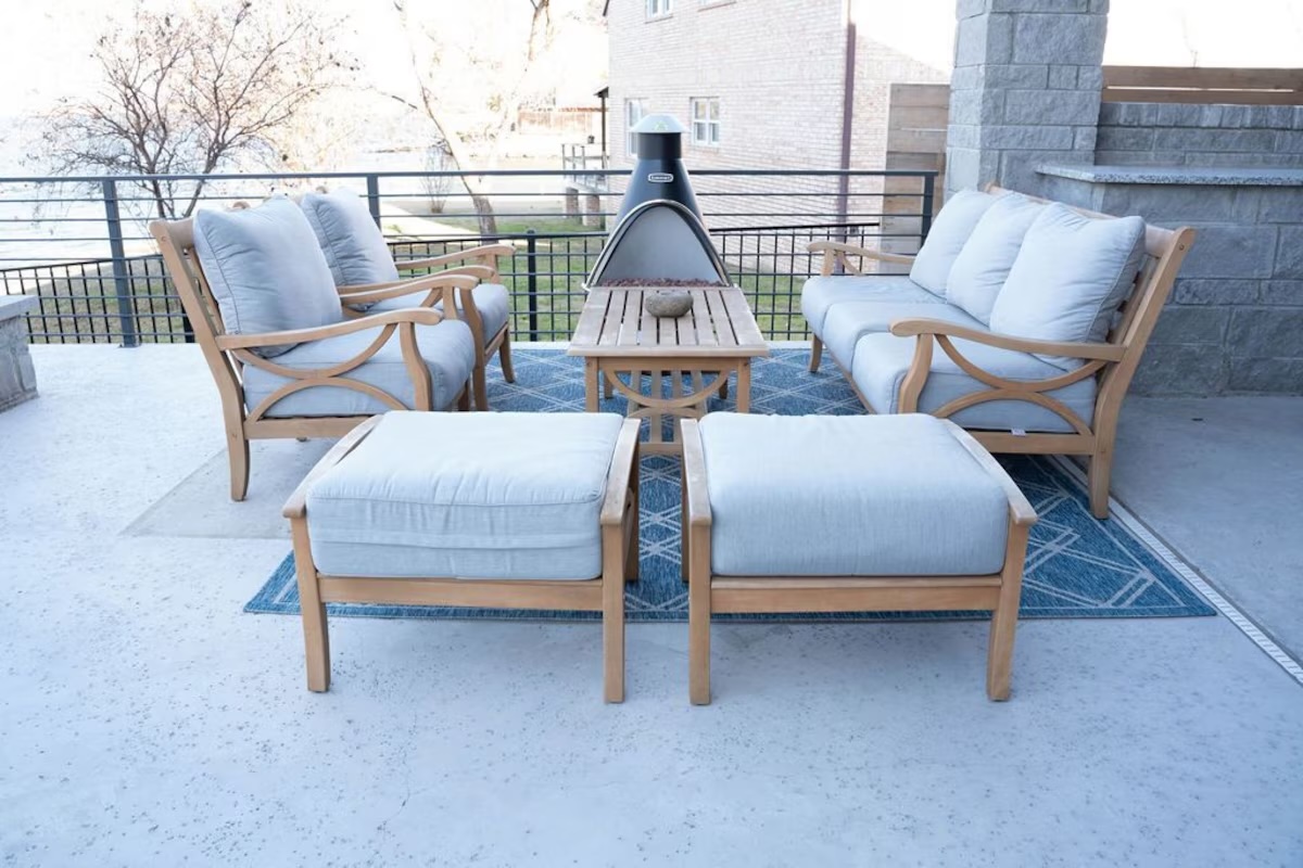 The Lyndon on Lake LBJ